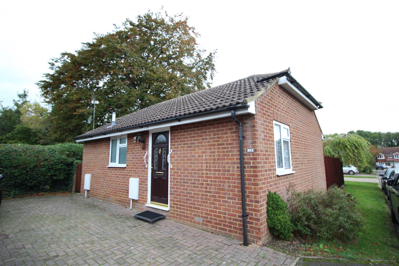 RARELY AVAILABLE detached two bedroom bungalow in Winslow on a popular road close to the high street. The property benefits from gas central heating, conservatory and off road parking.<br/><br/>The property consists of: